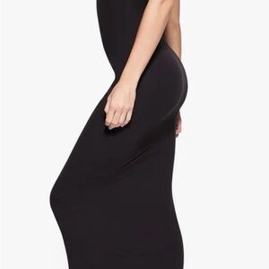 Skims Fits Everybody Tube Dress
SKIMS